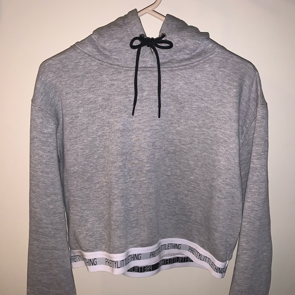 PrettyLittleThing gray crop fleece hoodie